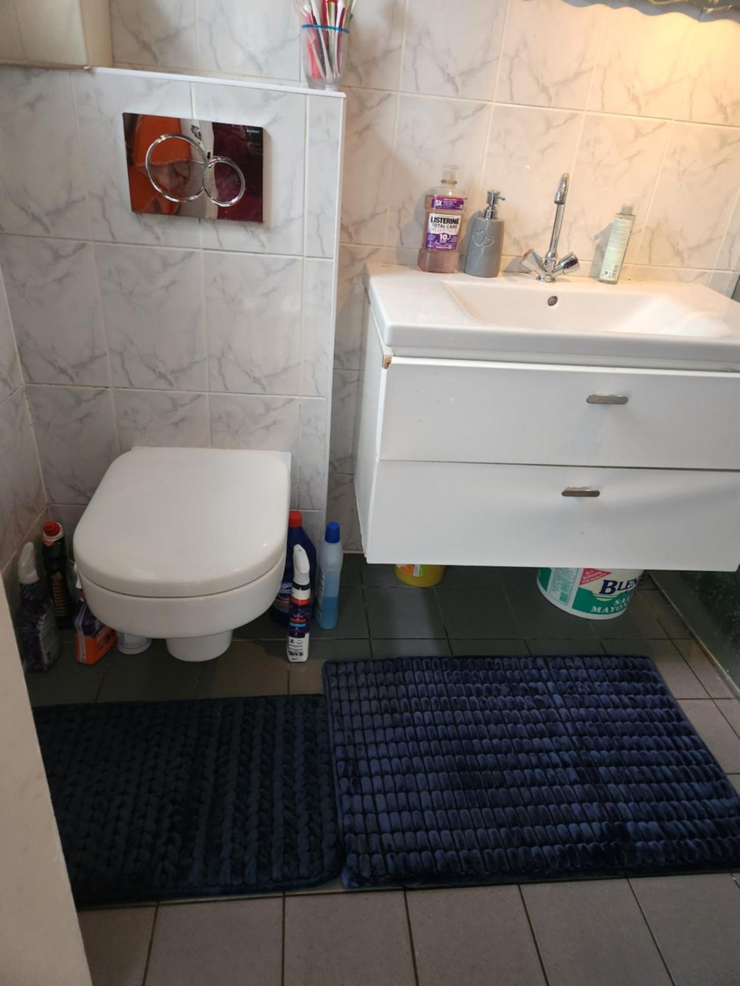 Private Room To Rent ميدليتون المظهر الخارجي الصورة